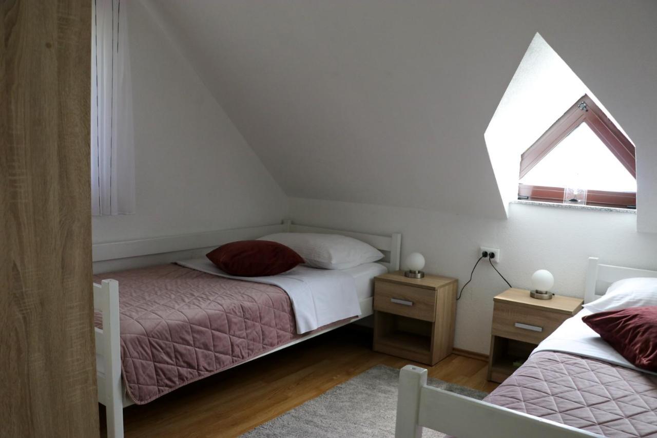 Apartment Filomena สโมลยานัซ ภายนอก รูปภาพ