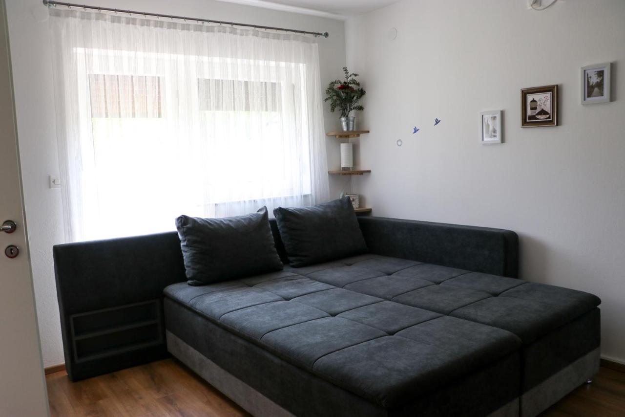Apartment Filomena สโมลยานัซ ภายนอก รูปภาพ