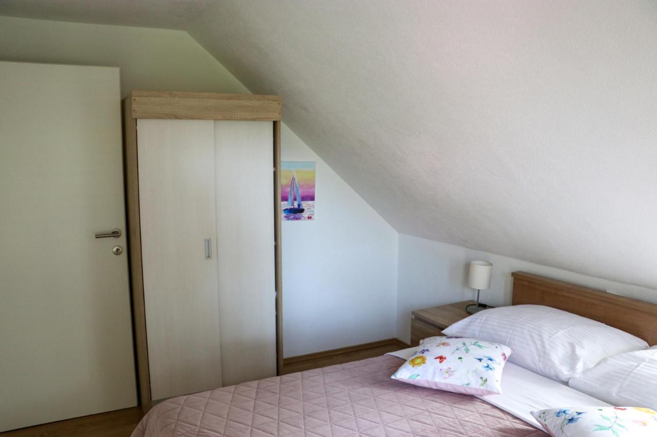 Apartment Filomena สโมลยานัซ ภายนอก รูปภาพ