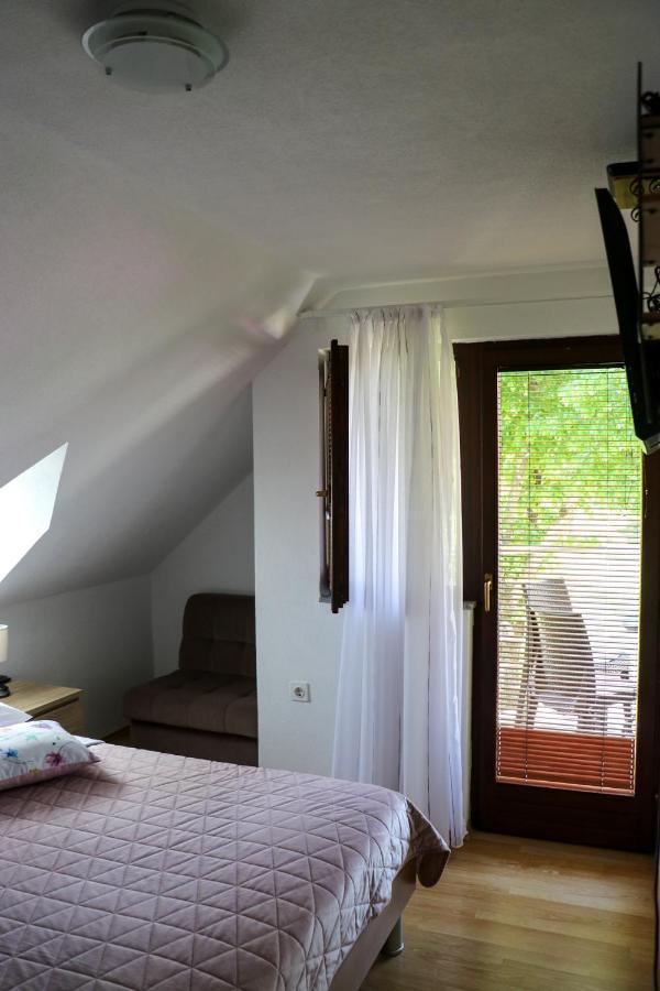 Apartment Filomena สโมลยานัซ ภายนอก รูปภาพ